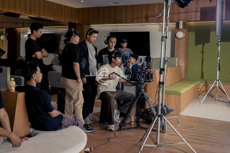 Behind The Scene Video Company Profile PUPUK KUJANG-Production House Surabaya